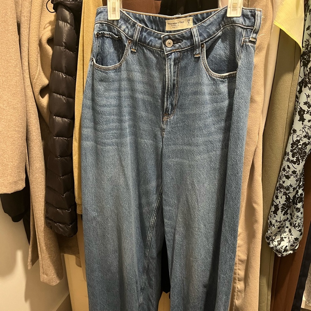Abercrombie & fitch wide leg ultra high rise